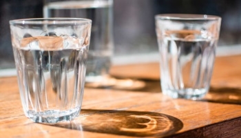 Medicinsko savjetovalište SDDH - Važnost nadoknade tekućine  tijekom ljeta